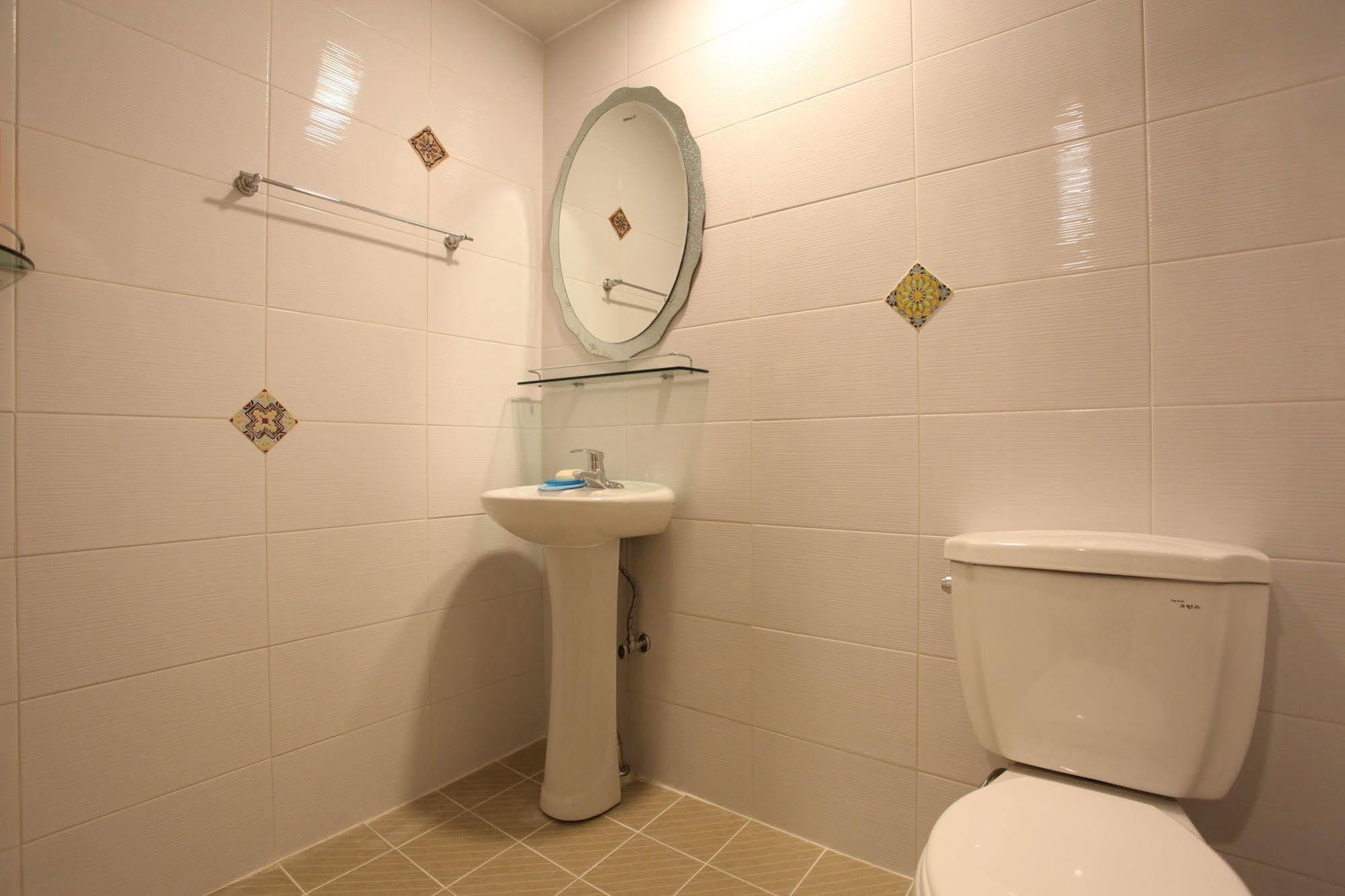 Riviera Motel Goyang Ngoại thất bức ảnh